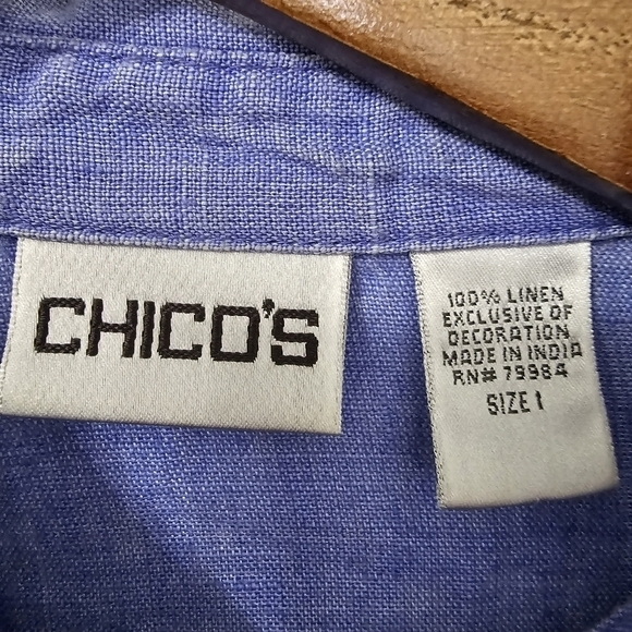 Chico's linen blue 3/4 sleeve button shirt size medium - Picture 9 of 10